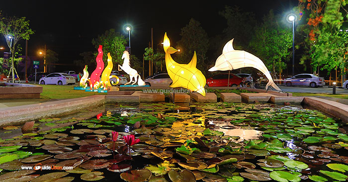โคมไฟ-เทศกาลตรุษจีน-เซ็นทรัลอุบล-09.jpg