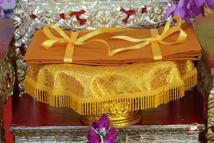 อัญเชิญเทียนพระราชทาน-08.jpg