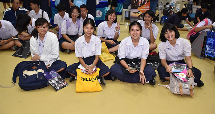 ตลาดนัดหลักสูตร-อุดมศึกษา-02.jpg