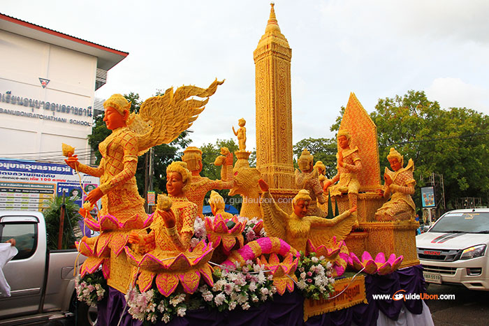 ต้นเทียนอุบล-2559-ทุ่งศรีอุดม.jpg