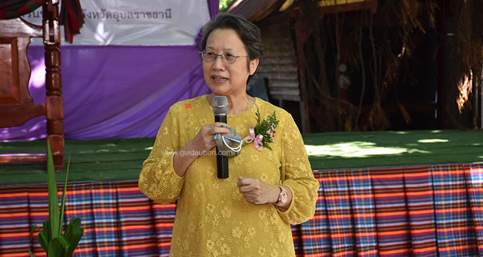 สุรีย์-ธรรมิกบวร-01.jpg
