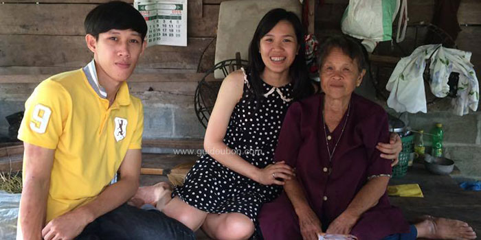 สายสุดา-ขวัญเพชร-บัณฑิตแพทย์เกียรตินิยม-03.jpg