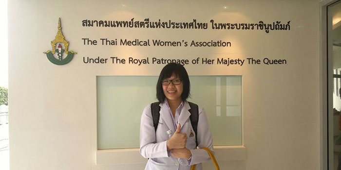 สายสุดา-ขวัญเพชร-บัณฑิตแพทย์เกียรตินิยม-07.jpg