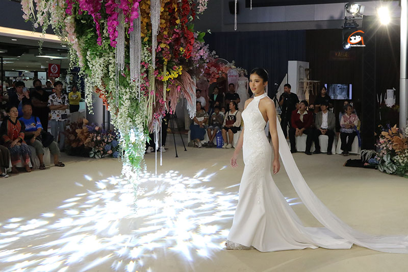 Sunee tower จัดแฟชั่นโชว์จาก Brand ห้องเสื้อระดับ Top เมืองอุบล