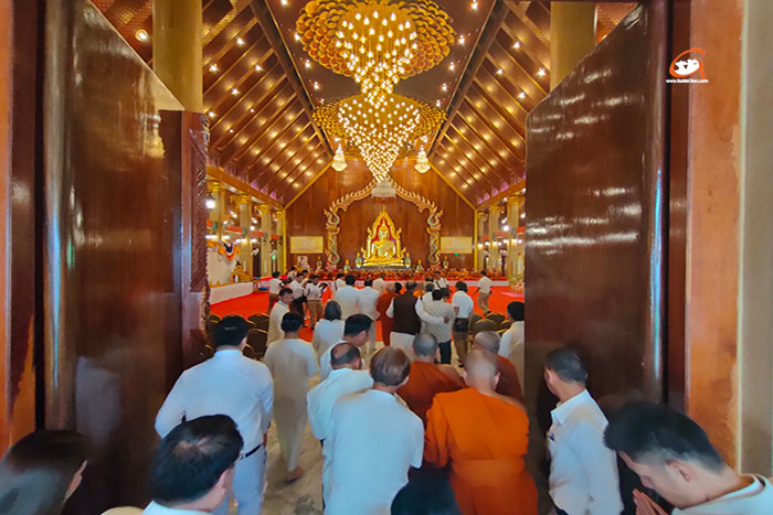 ตามรอยมหานทีคงคาสู่แม่น้ำโขง สักการะพระบรมสารีริกธาตุ