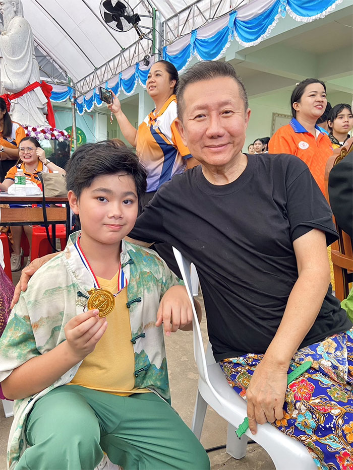 โรงเรียนฮั่วเฉียวอุบลราชธานี 2 ทำสถิติใหม่ กวาด 10 เหรียญทอง