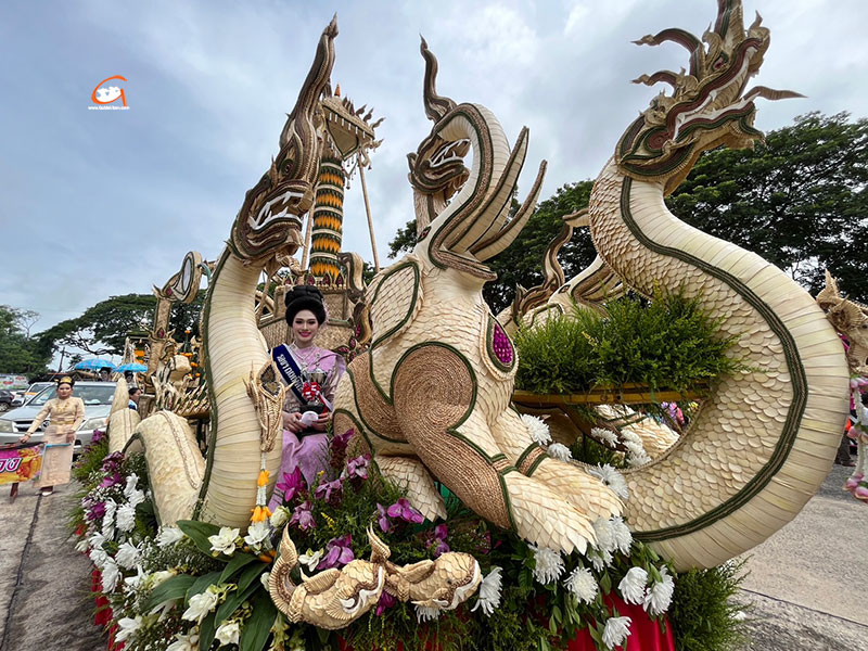 อ.พิบูลมังสาหาร จัดงาน 111 ปี ตำนานเทียนโบราณ เมืองพิมูน
