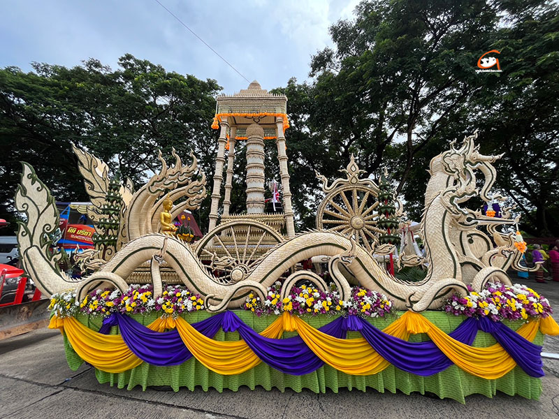 อ.พิบูลมังสาหาร จัดงาน 111 ปี ตำนานเทียนโบราณ เมืองพิมูน
