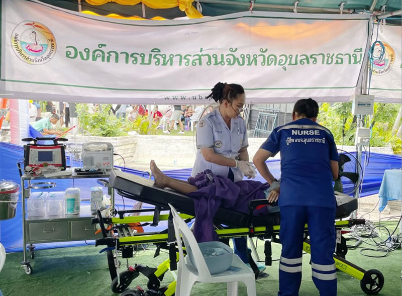 อบจ.อุบลฯ จัดตั้งโรงพยาบาลสนาม–ทีมแพทย์ฉุกเฉินครบวงจร งานแห่เทียนอุบล 2569