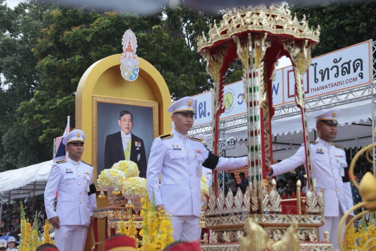 อัญเชิญเทียนพรรษาพระราชทานและผ้าอาบน้ำฝนพระราชทาน ประจำปี 2569